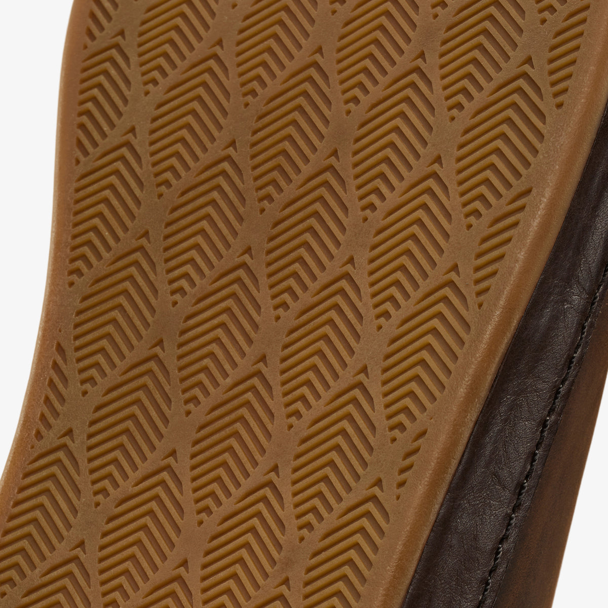 OluKai Kuʻu for Men