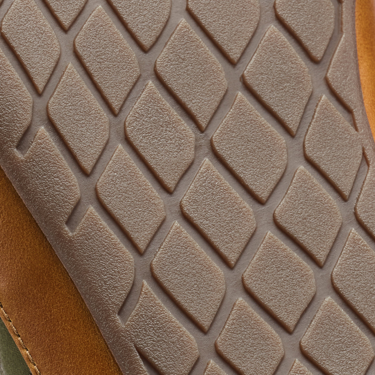 OluKai Hanohano Men’s Waxed Canvas Slippers - Husk