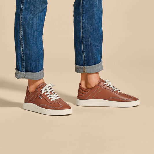 OluKai Hā‘upu Women’s Leather Sneakers - Fox