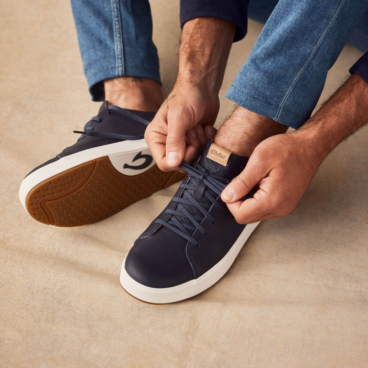OluKai Lae‘ahi Lī ‘Ili Men's Leather Sneakers for Men
