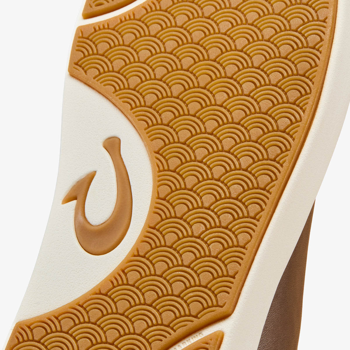 OluKai Lae'ahi Mid for Men
