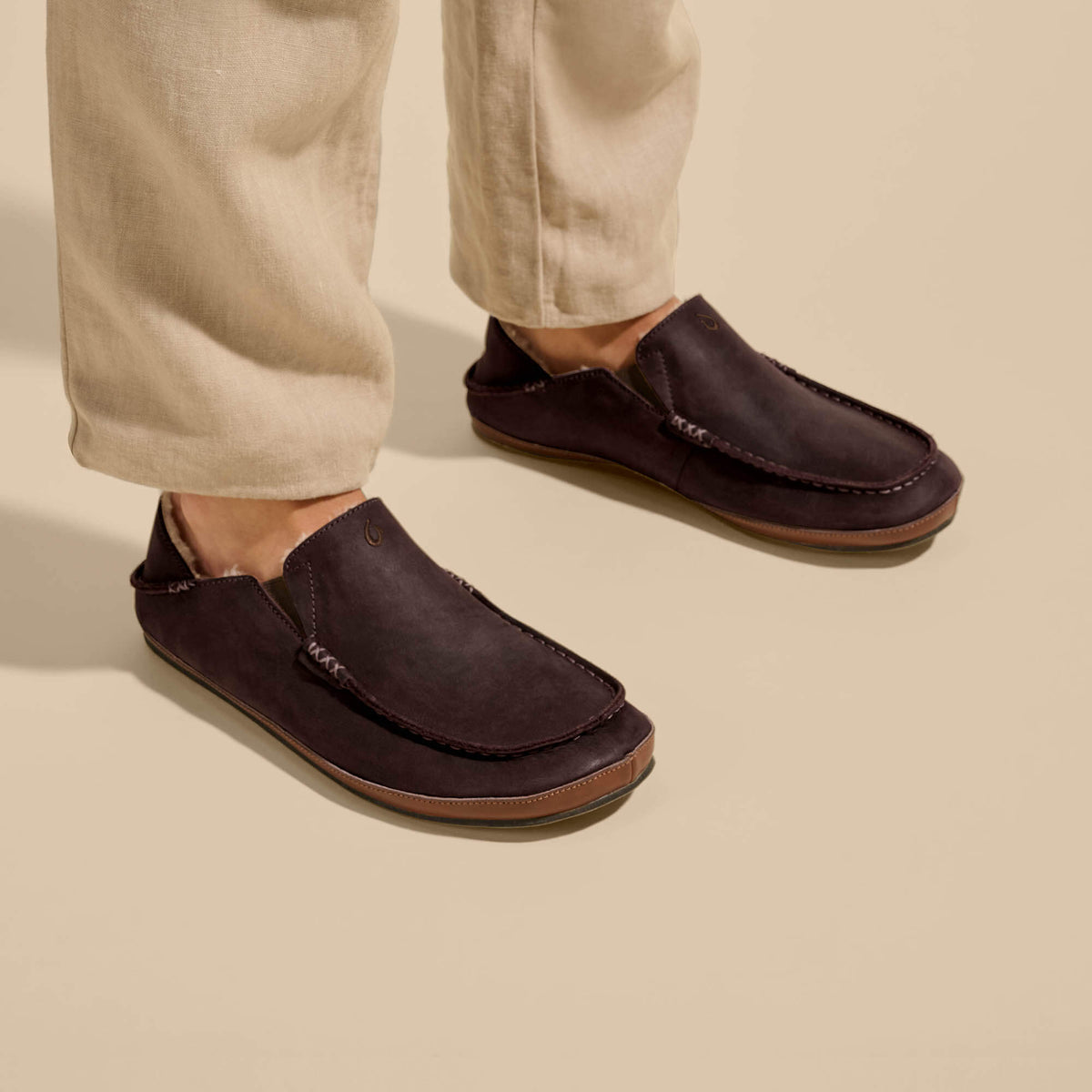 OluKai Moloā Men's Nubuck Leather Slippers for Men