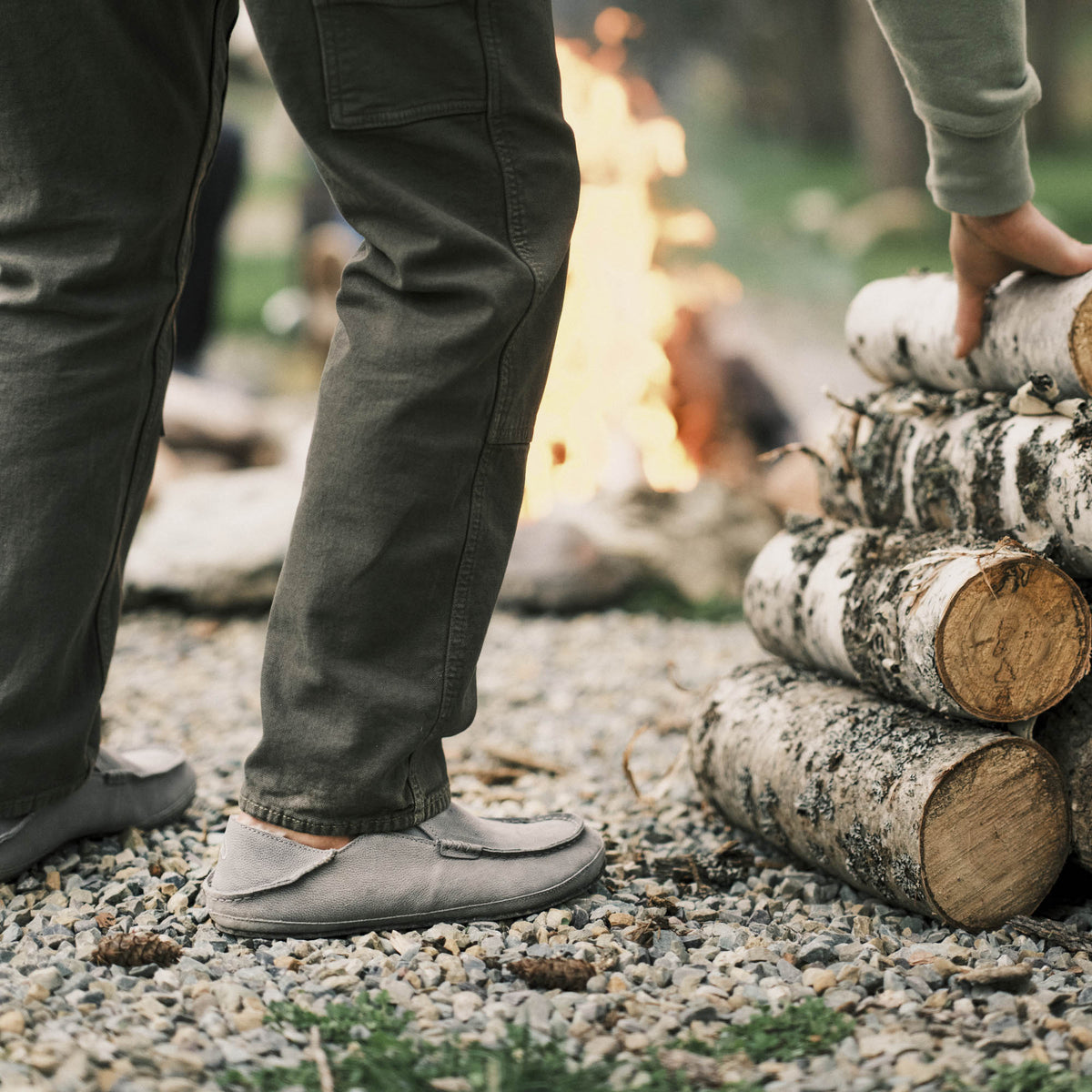 OluKai Moloā Men's Leather Slippers for Men