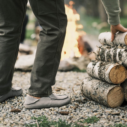 OluKai Moloā Men's Leather Slippers for Men