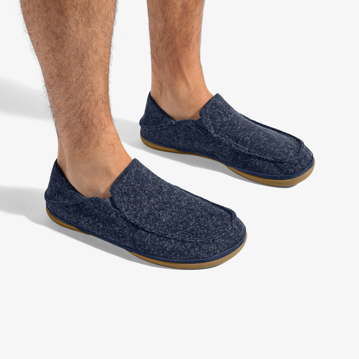 OluKai Moloā Hulu Men’s Wool Slippers for Men