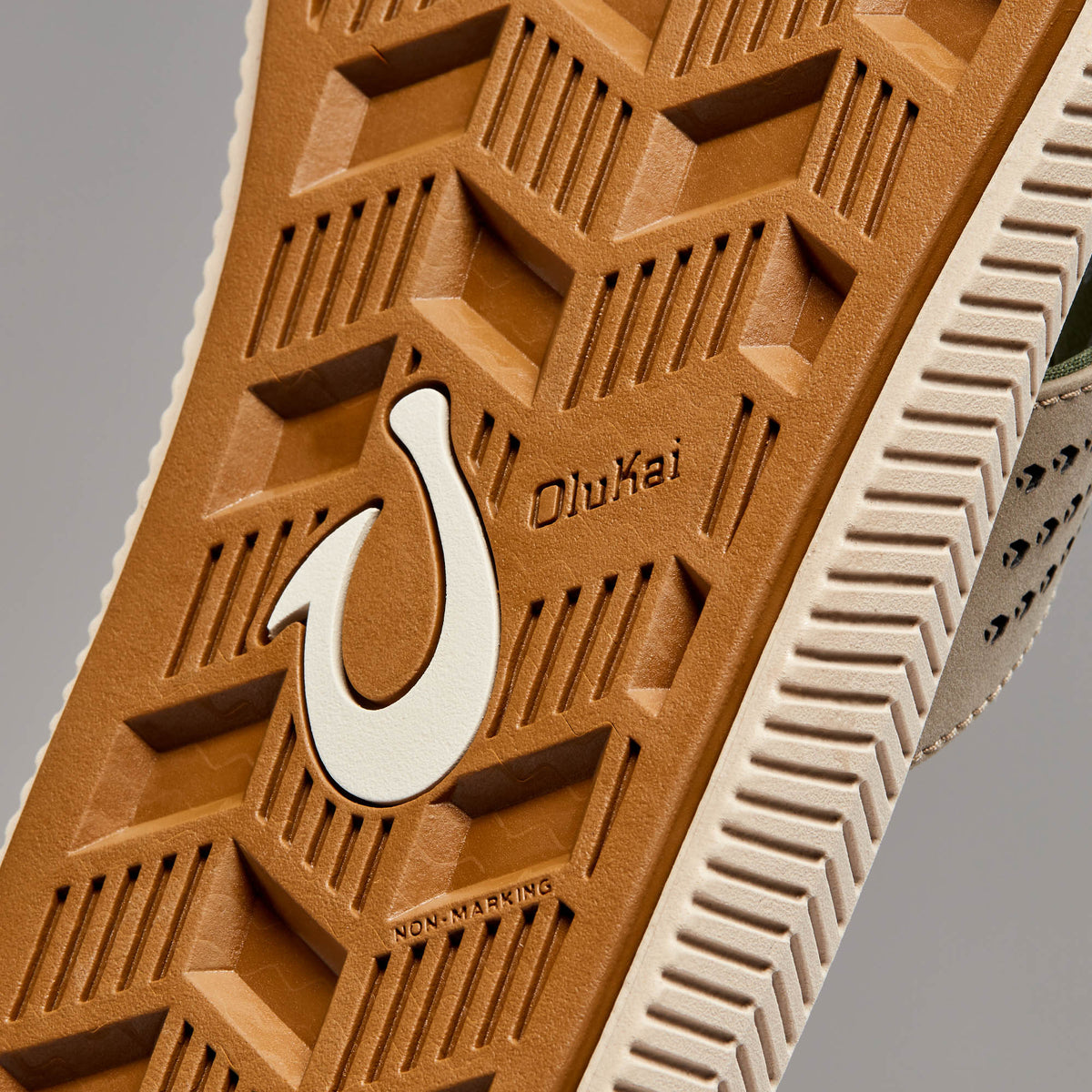 OluKai Ulele Men's Water-Ready Beach Sandals for Men