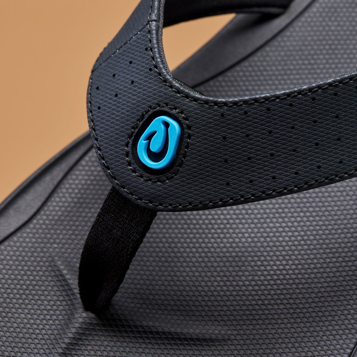 OluKai Ki‘i Men’s Water Ready Beach Sandals for Men