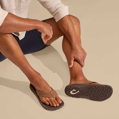 OluKai ‘Ohana Men's Best Selling Beach Sandals for Men
