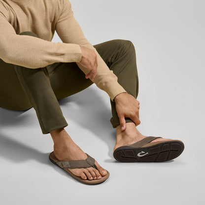 OluKai Tuahine Men's Waterproof Leather Beach Sandals for Men