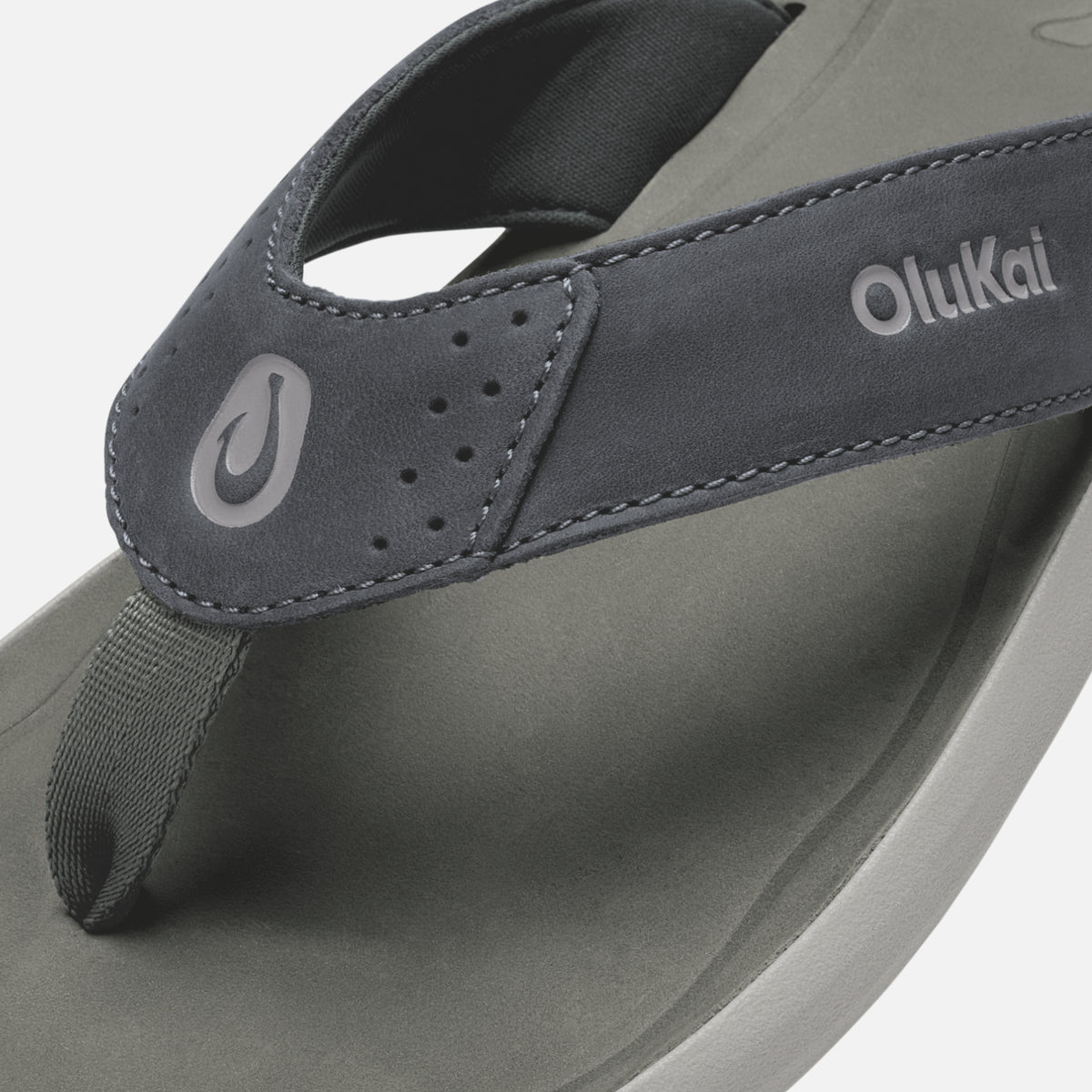 OluKai Pili for Men