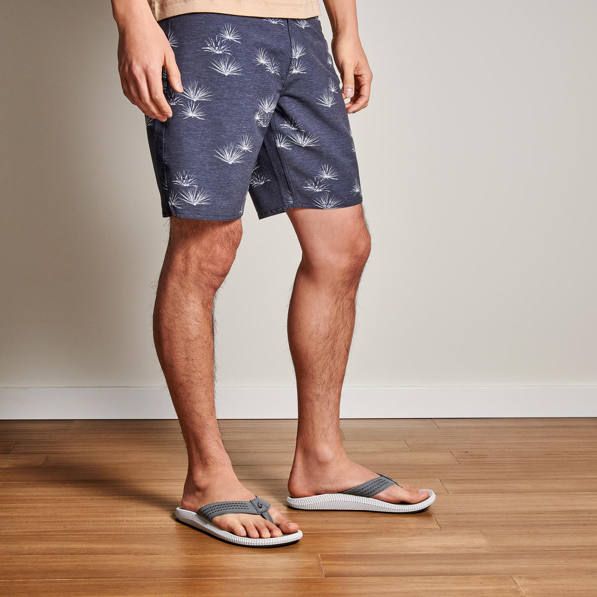 OluKai Ulele Men's Water-Ready Beach Sandals for Men