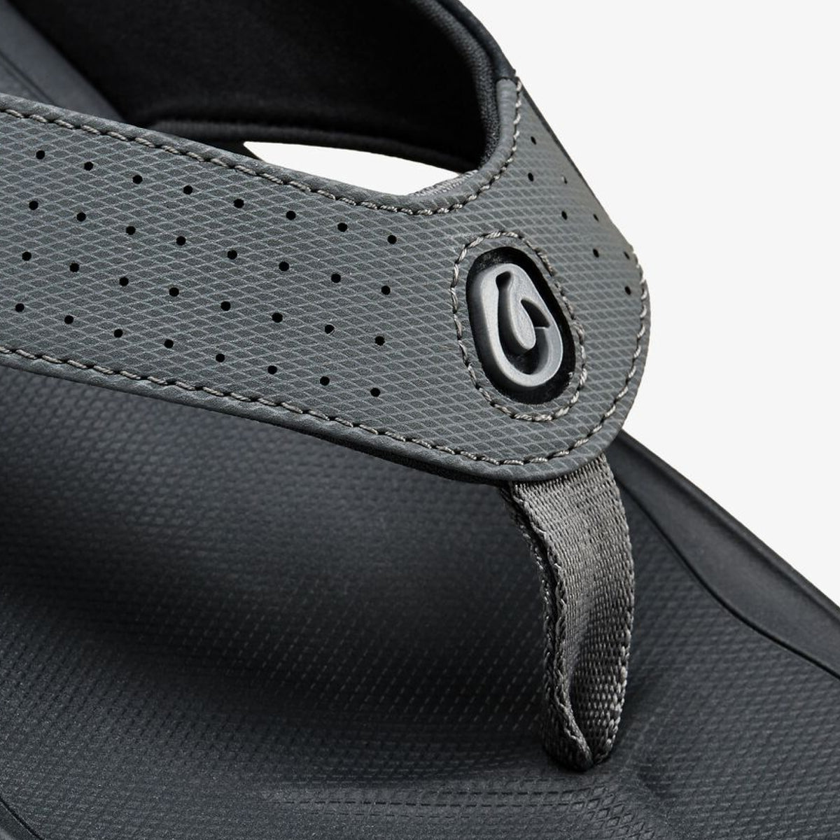 OluKai Ki‘i Men’s Water Ready Beach Sandals for Men