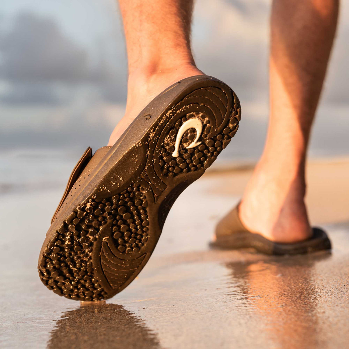 OluKai Nalu Slide Men's Beach Slide Sandals for Men