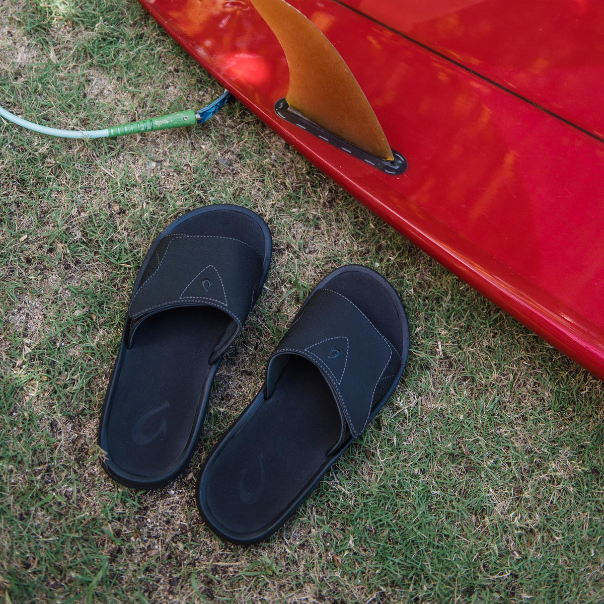 OluKai Nalu Slide Men's Beach Slide Sandals for Men