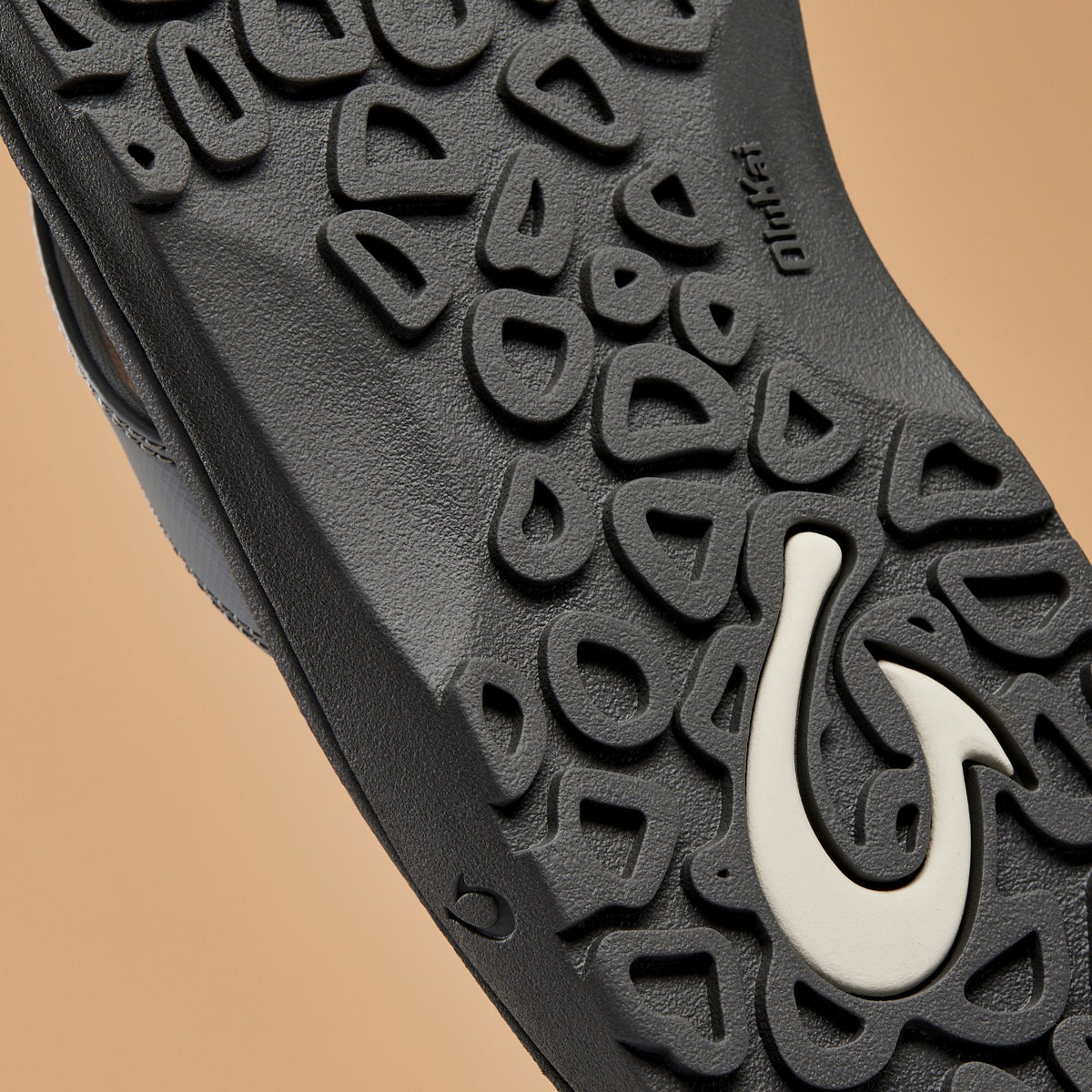 OluKai ‘Ohana Men's Best Selling Beach Sandals for Men