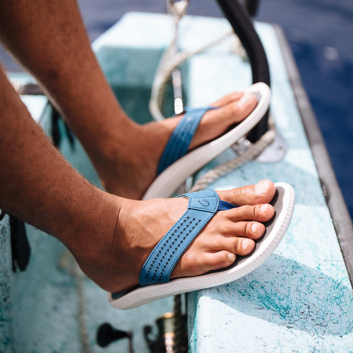 OluKai Ulele Men's Beach Sandals for Men