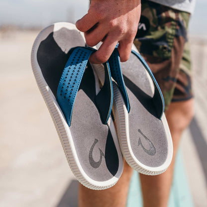 OluKai Ulele Men's Beach Sandals for Men