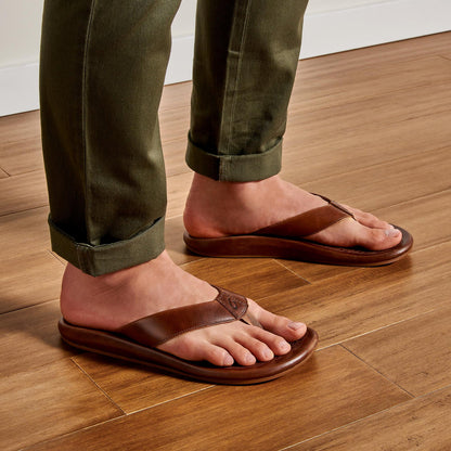 OluKai ‘Ilikai Men‘s Leather Sandals for Men