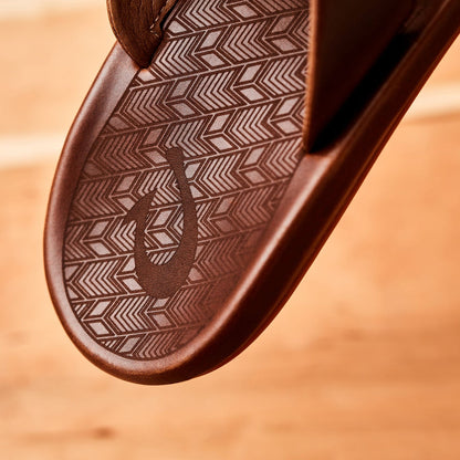 OluKai ‘Ilikai Men‘s Leather Sandals for Men