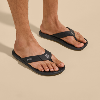 OluKai Pili Men’s Waterproof Leather Sandals for Men