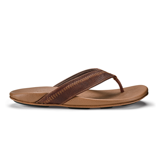 OluKai Hiapo -Dark Java / Toffee Men’s Leather Beach Sandals for Men
