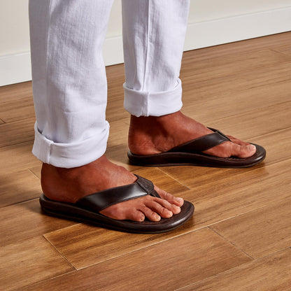 OluKai ‘Ilikai Men‘s Leather Beach Sandals for Men