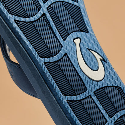 OluKai Pili Men’s Waterproof Leather Sandals for Men