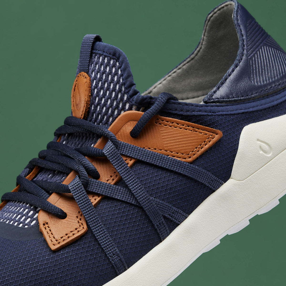OluKai Manele Men’s Breathable Golf Shoes for Men