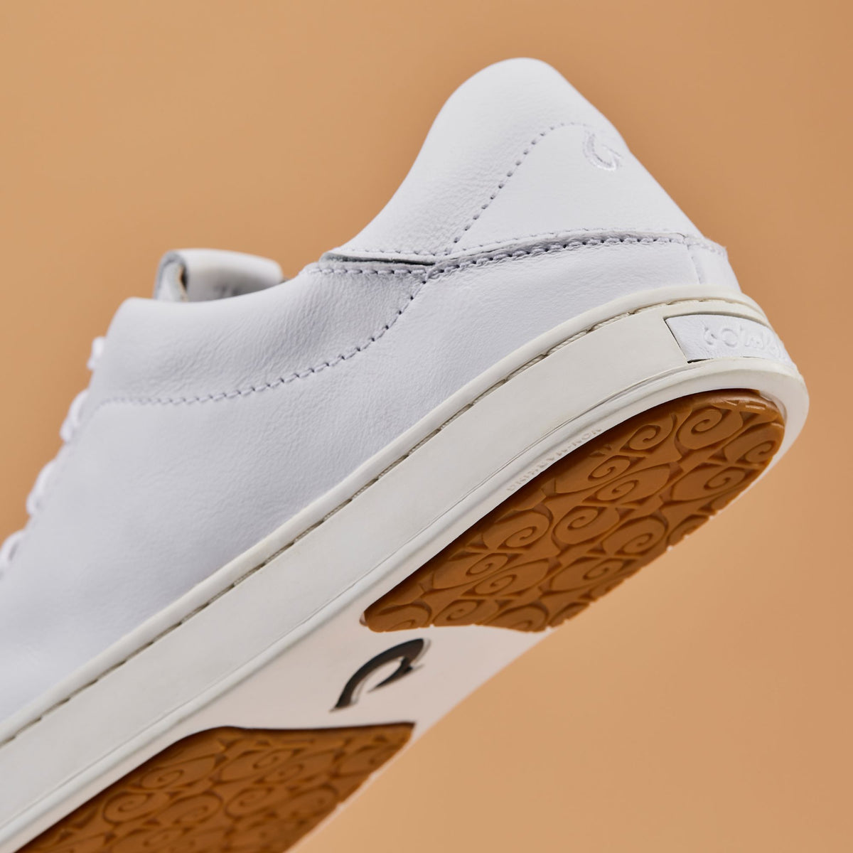 OluKai Pehuea Lī ‘Ili Women's Leather Sneakers for Women