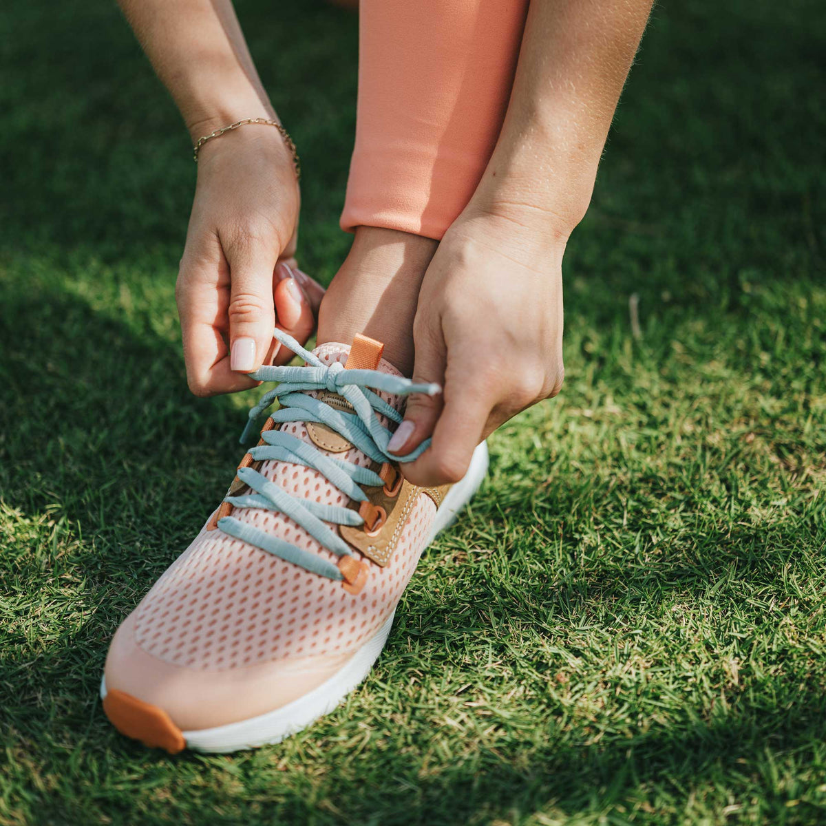 OluKai Wailuku Women’s Athletic Shoes for Women