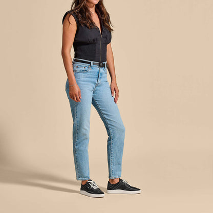 OluKai Hā‘upu Women’s Leather Sneakers for Women