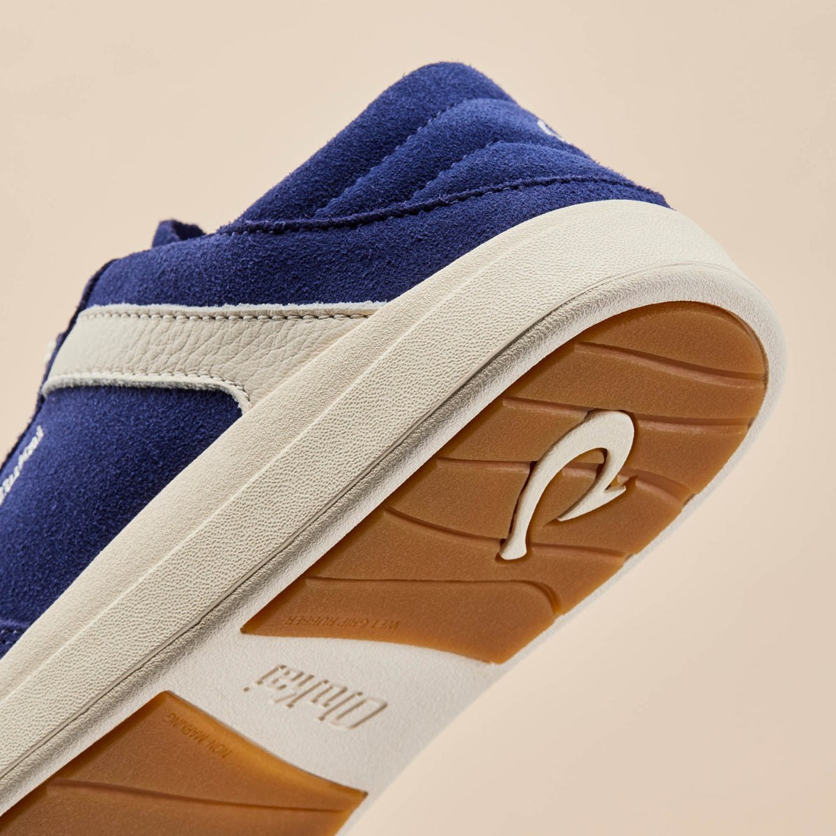 OluKai Hā‘upu Women’s Leather Sneakers for Women