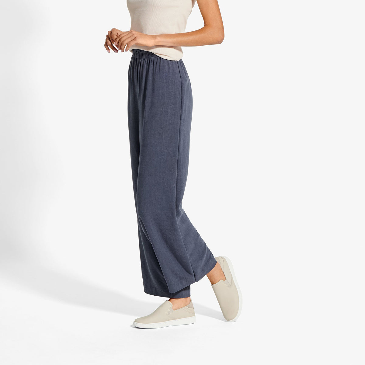 OluKai Pehuea Leather for Women|New Arrivals