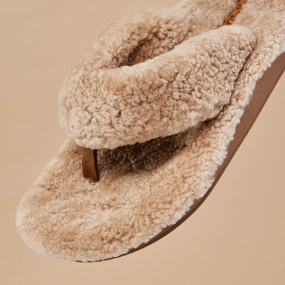OluKai Kīpe'a Heu Women‘s Flip Flop Slippers for Women