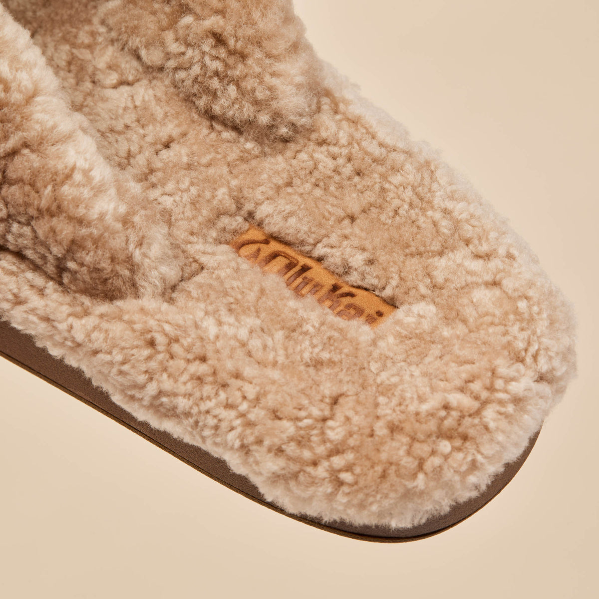 OluKai Kīpe'a Heu Women‘s Flip Flop Slippers for Women