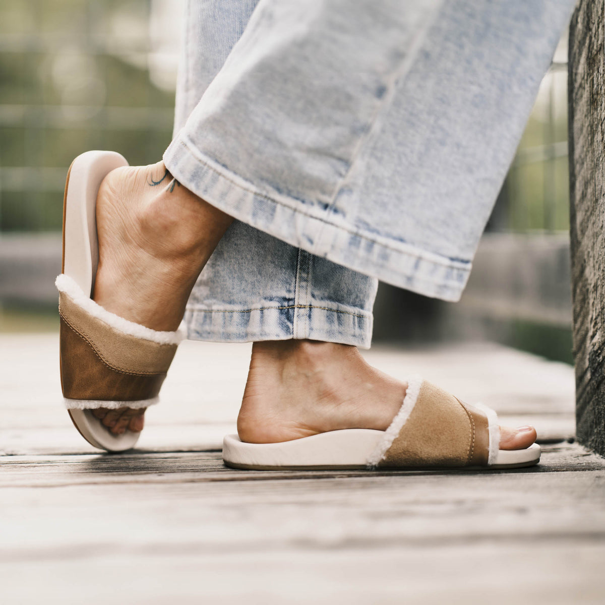 OluKai Hō‘ala Slide Women’s Slide Slipper Sandals for Women