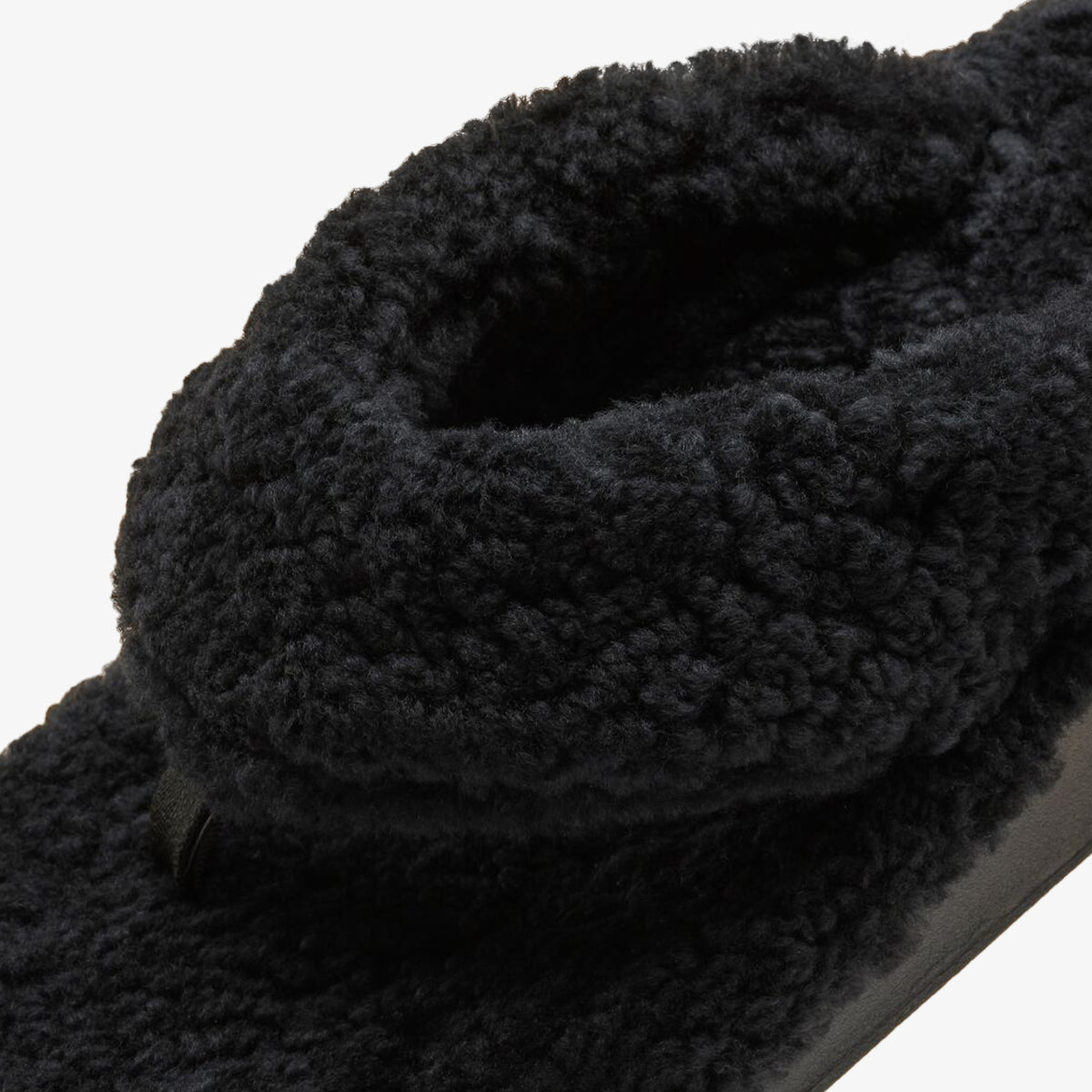 OluKai Kīpe'a Heu Women‘s Flip Flop Slippers for Women