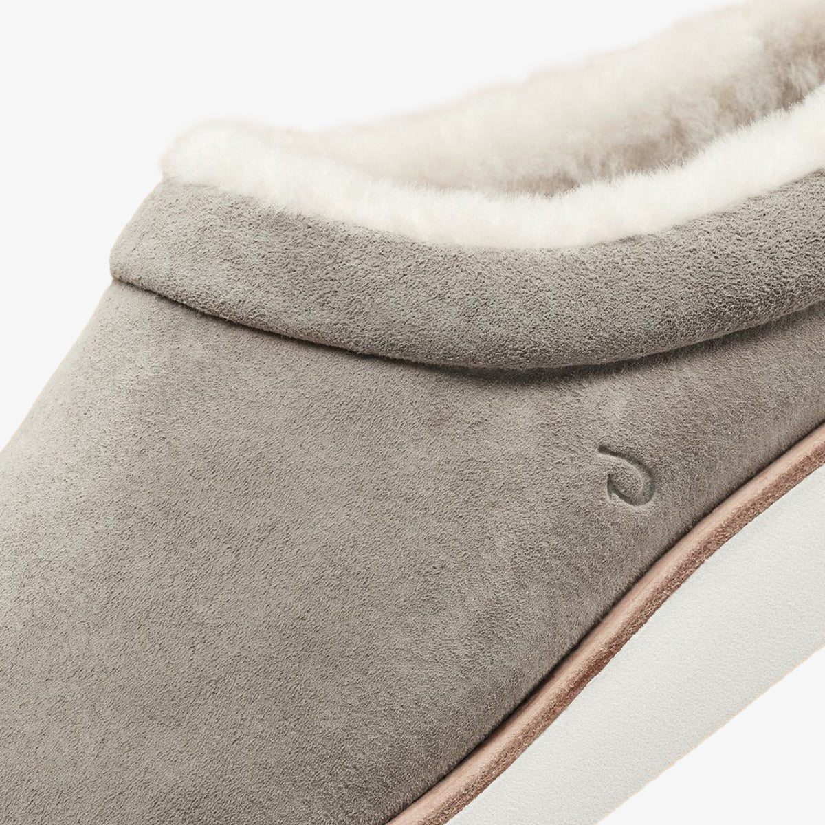 OluKai Mani-Taupe Grey / Golden Sand for Women