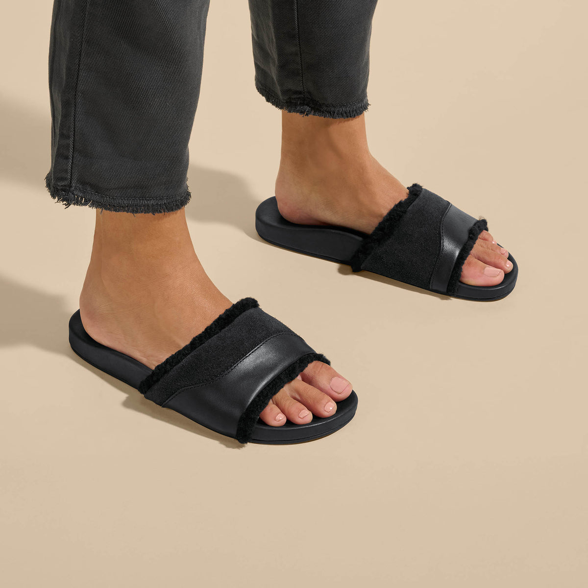 OluKai Hō‘ala Slide Women’s Slide Slipper Sandals for Women