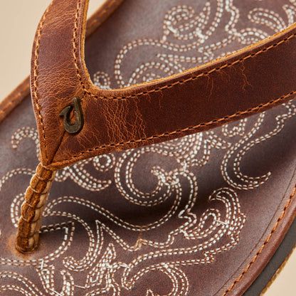 OluKai Paniolo Women’s Leather Beach Flip Flops for Women