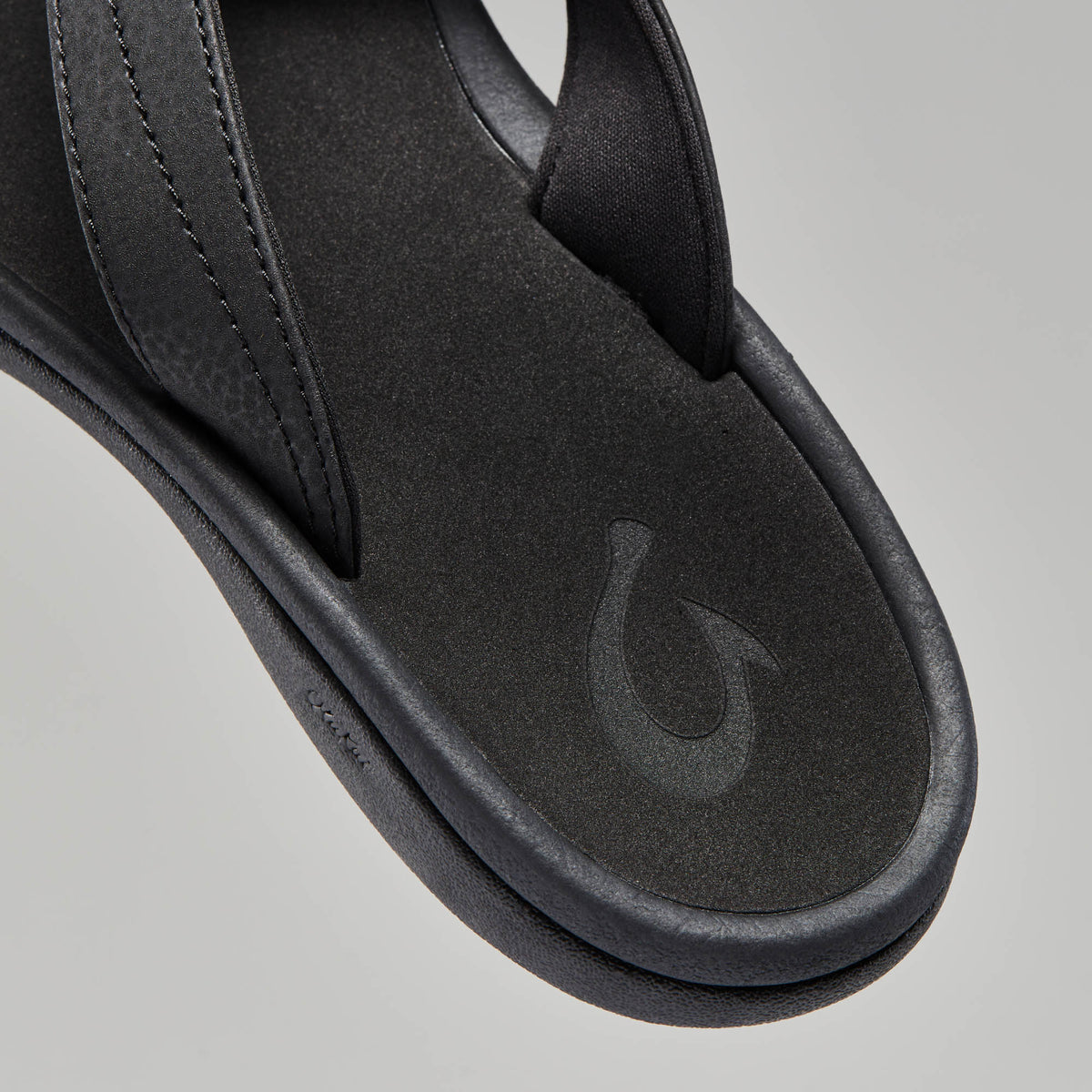 OluKai ‘Ohana Women's Best Selling Beach Sandals for Women