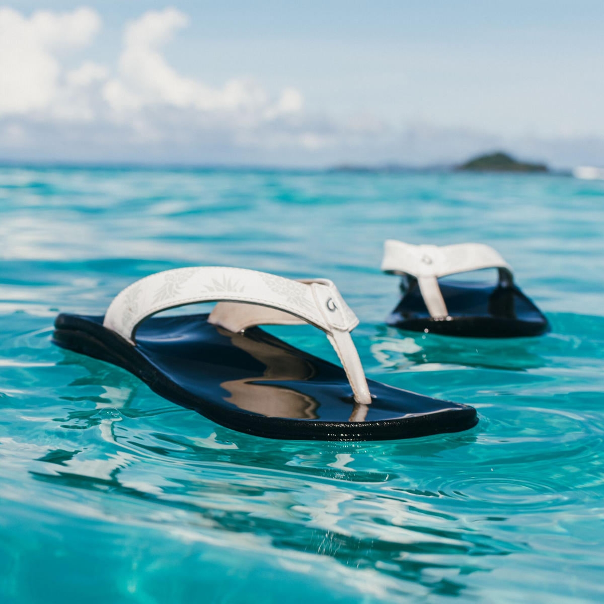 OluKai ‘Ohana Women's Beach Sandals for Women