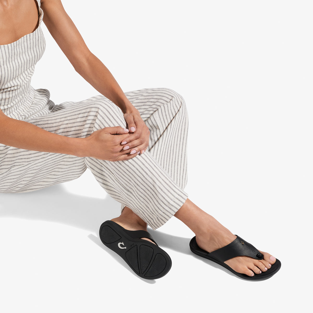 OluKai Hoʻopio Mele for Women|New Arrivals