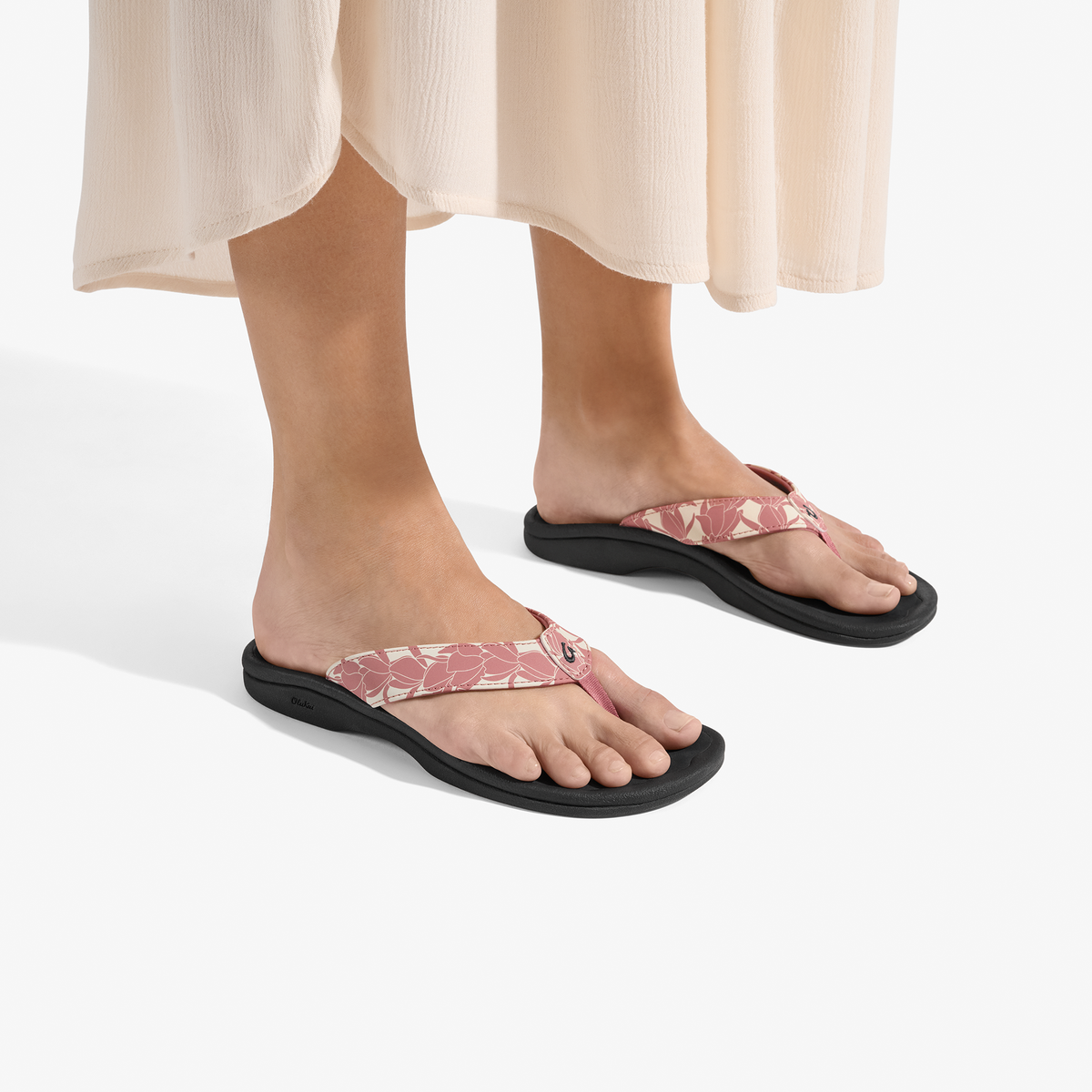 OluKai ‘Ohana Women's Best Selling Beach Sandals for Women