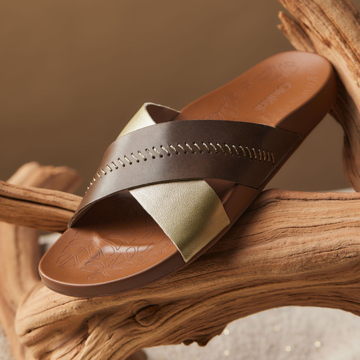 OluKai Kīpe‘a ‘Olu for Women