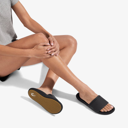 OluKai Ulele Slide for Women|New Arrivals