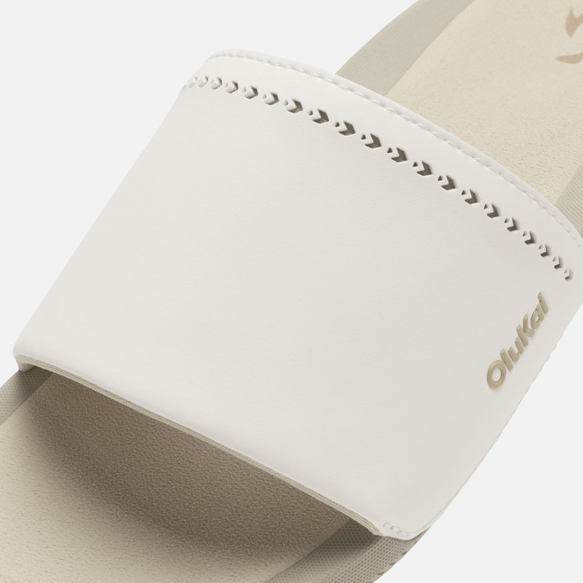 OluKai Ulele Slide for Women|New Arrivals